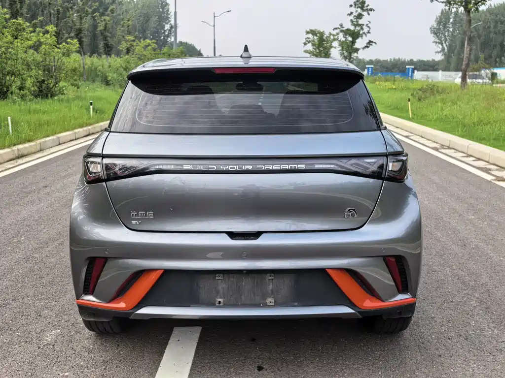 BYD Dolphin 2022 — фото 19