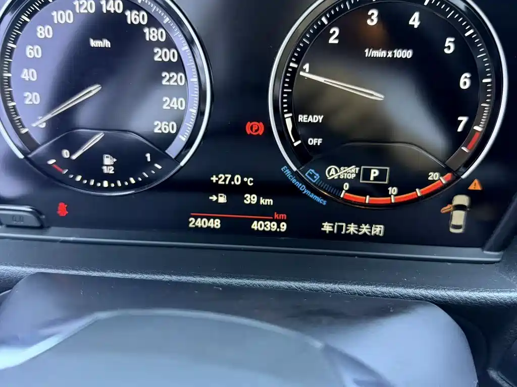 BMW 1 Series 2022 — фото 13