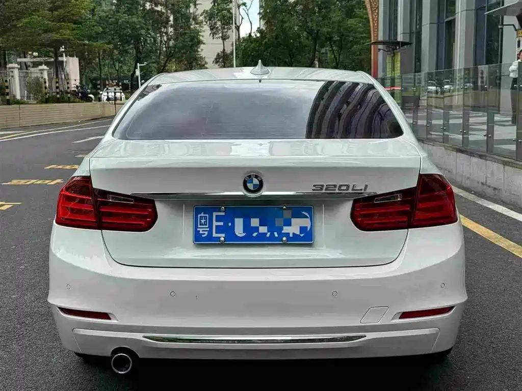 BMW 3 Series 2015 — фото 5