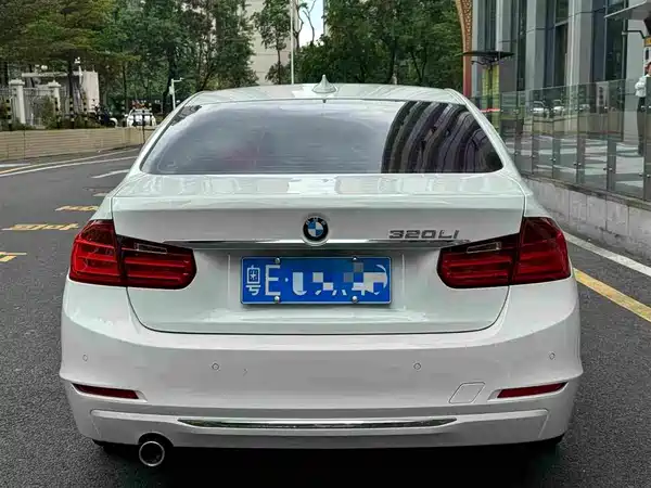 BMW 3 Series 2015