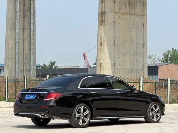 Mercedes-Benz E-Class 2017