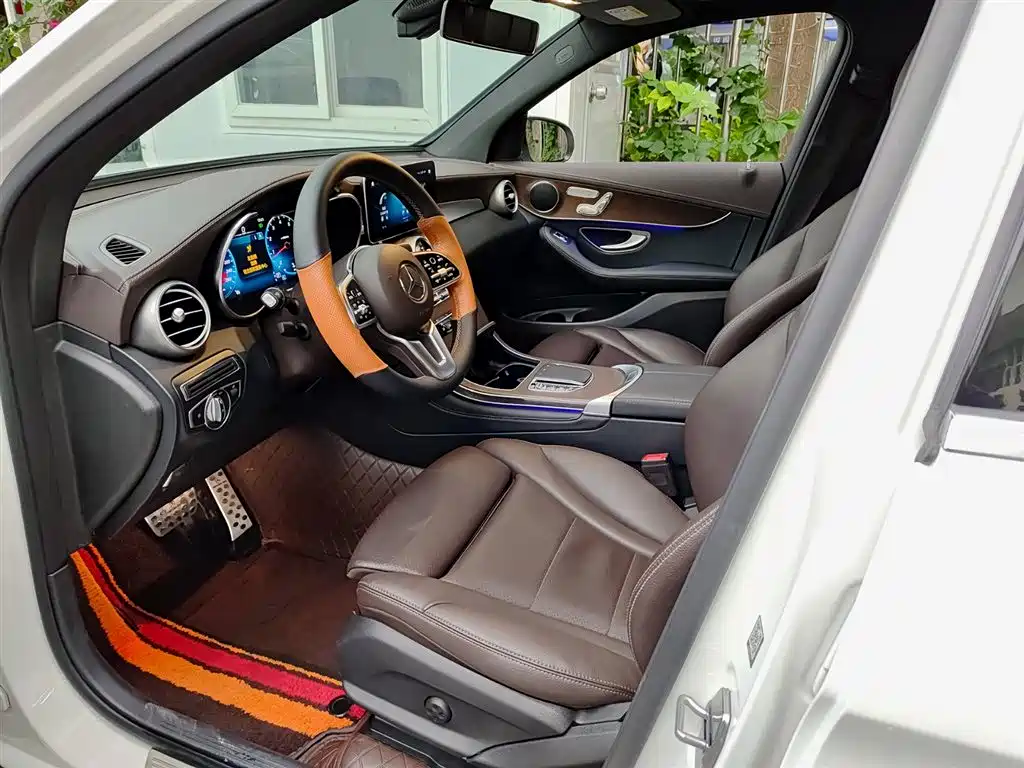 Mercedes-Benz GLC 2021
