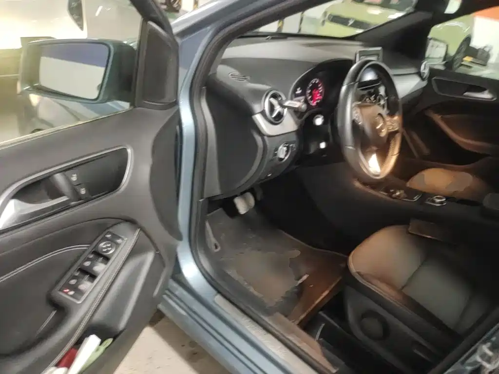 Mercedes-Benz B-Class 2015 — фото 16