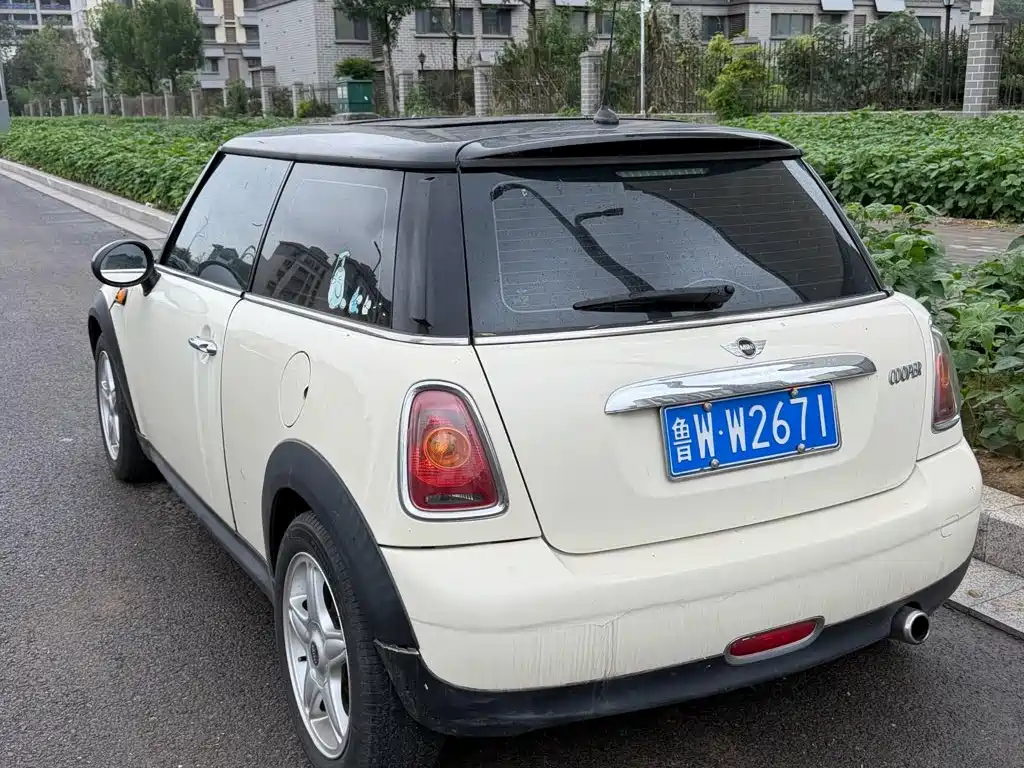 MINI Mini 2010