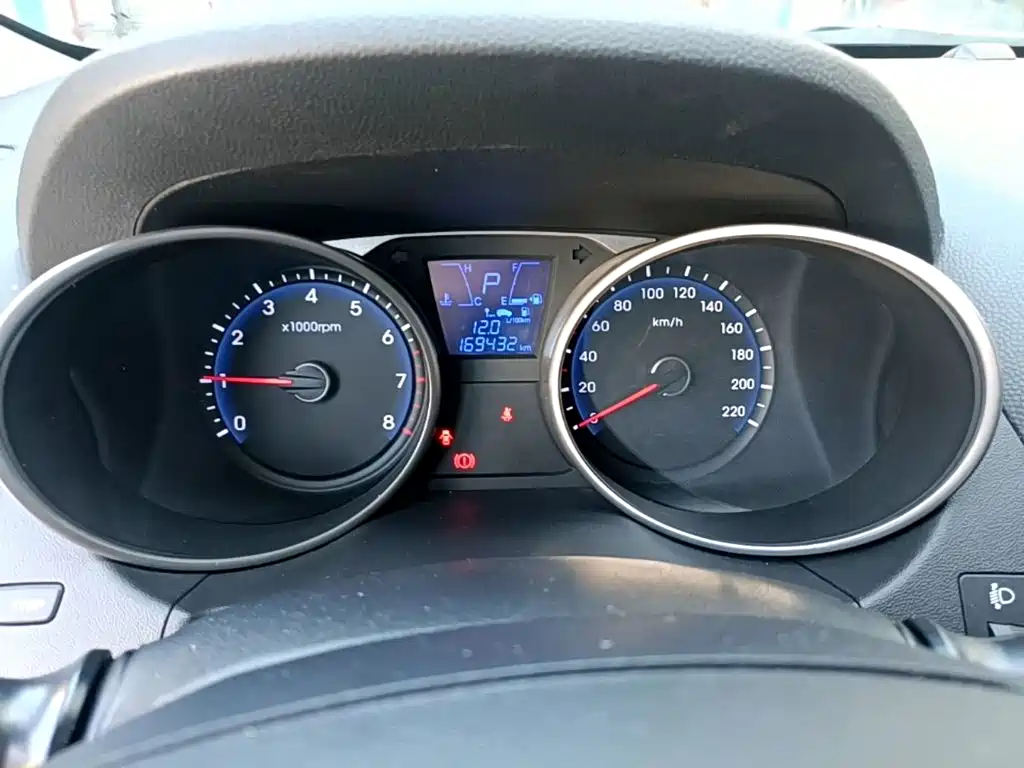 Hyundai ix35 2016 — фото 12