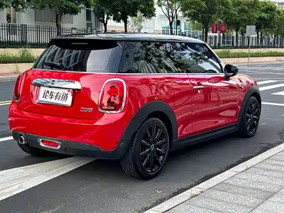 MINI MINI 2019