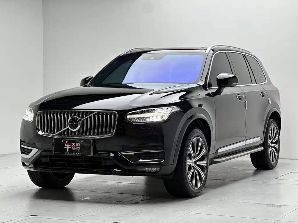 Volvo XC90 2021 — фото 1