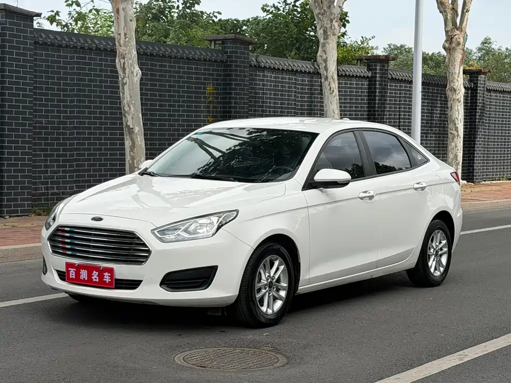 Ford Escort 2019