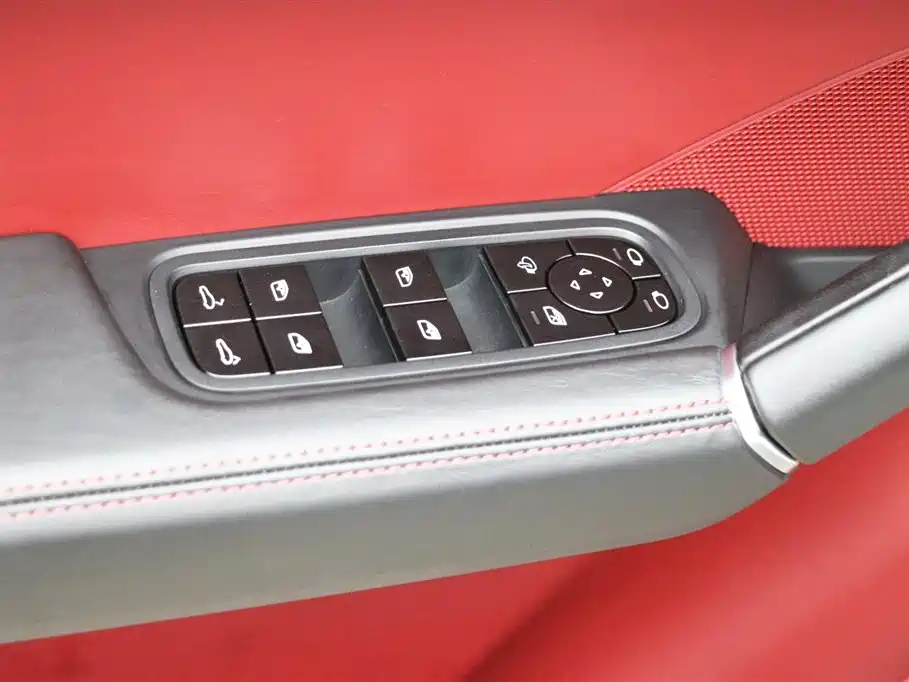 Porsche Cayenne 2020 — фото 12