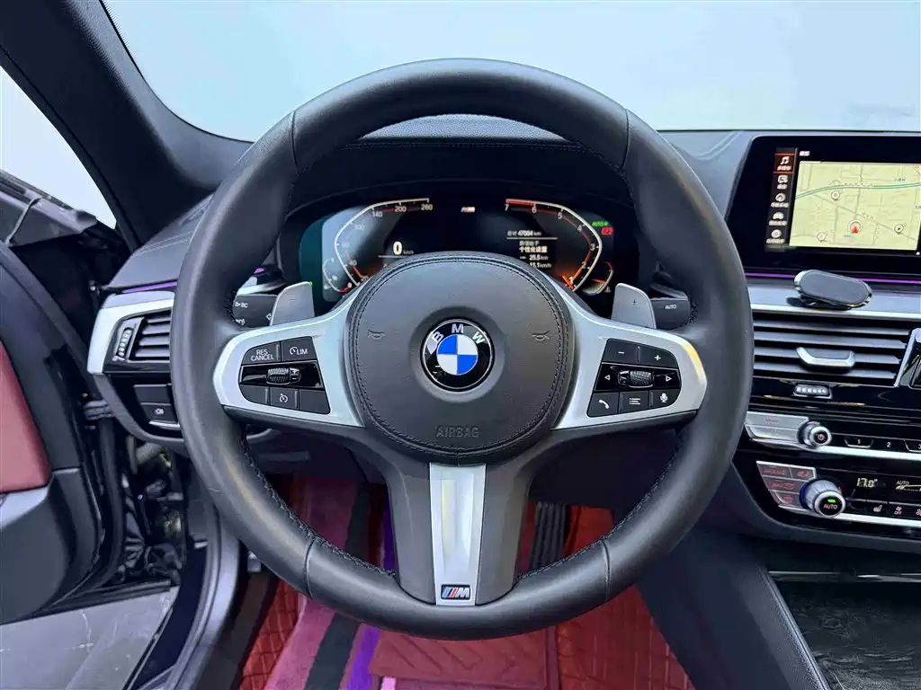 BMW 5 Series 2020 — фото 15