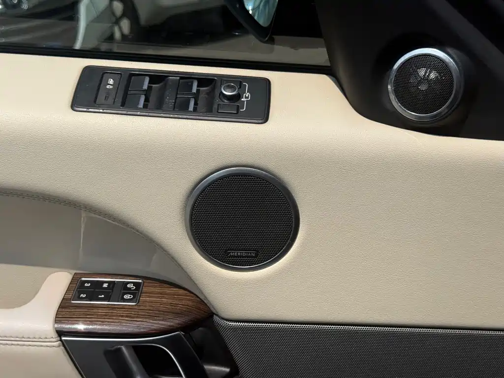 Land Rover Sport 2015 — фото 19