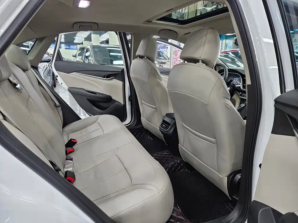 Buick Excelle 2020 — фото 10