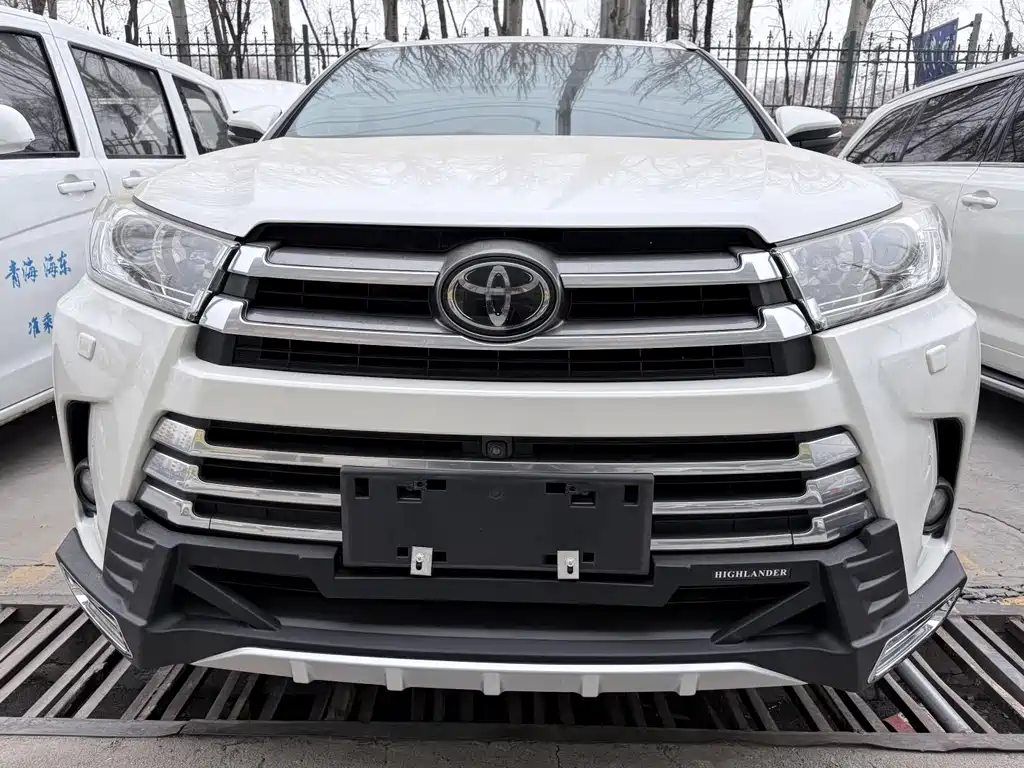 Toyota Highlander 2018 — фото 2