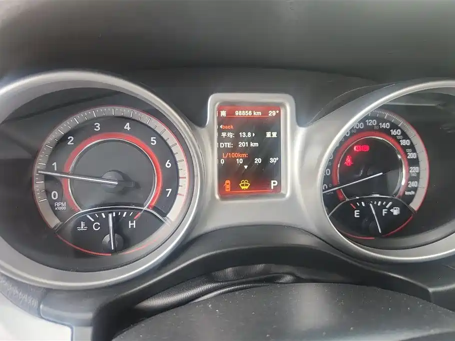 Dodge Journey 2014 — фото 14