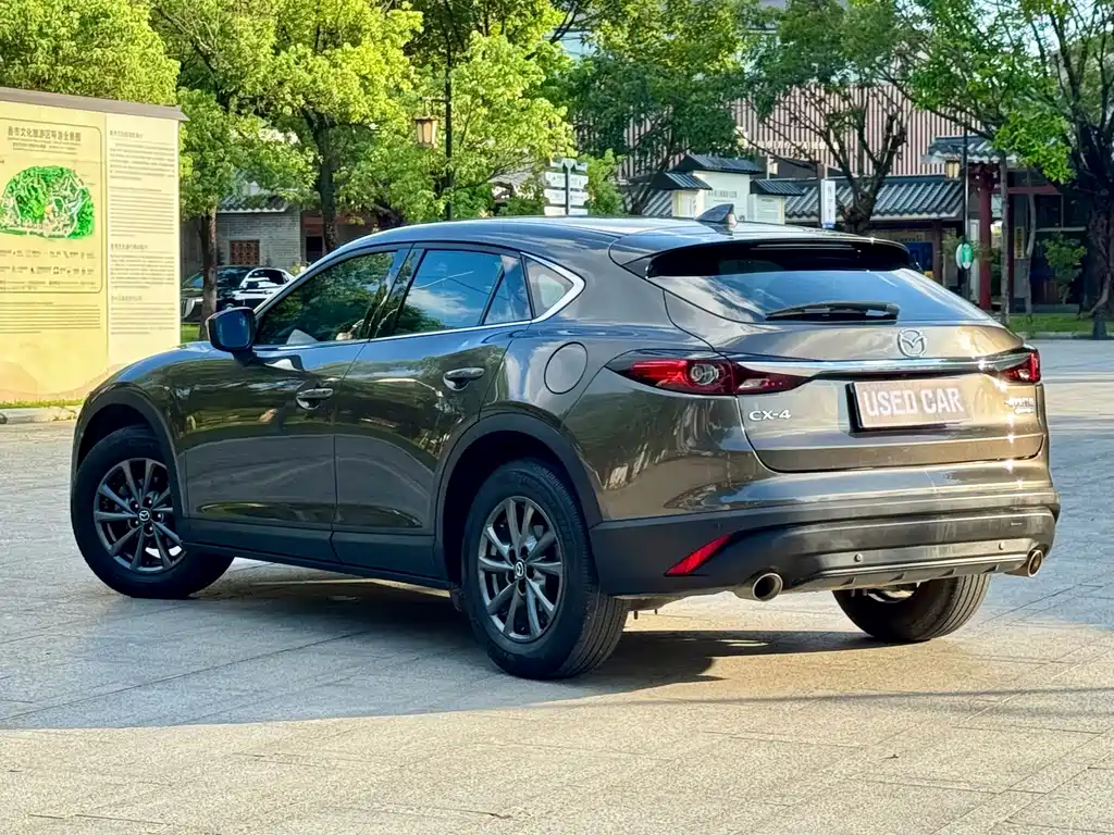 Mazda CX-4 2020 — фото 7