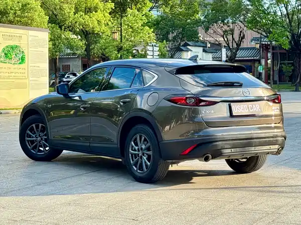 Mazda CX-4 2020