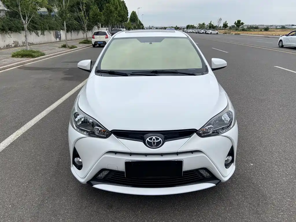 Toyota Yaris L 2017