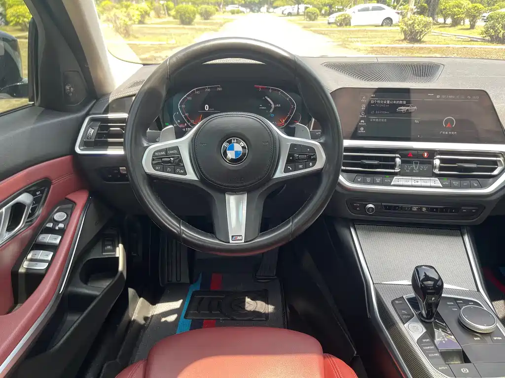 BMW 3 Series 2022 — фото 13