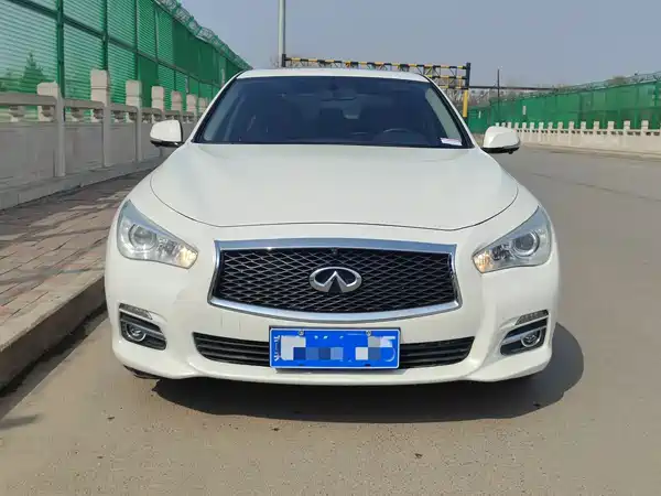 Infiniti Q50L 2016