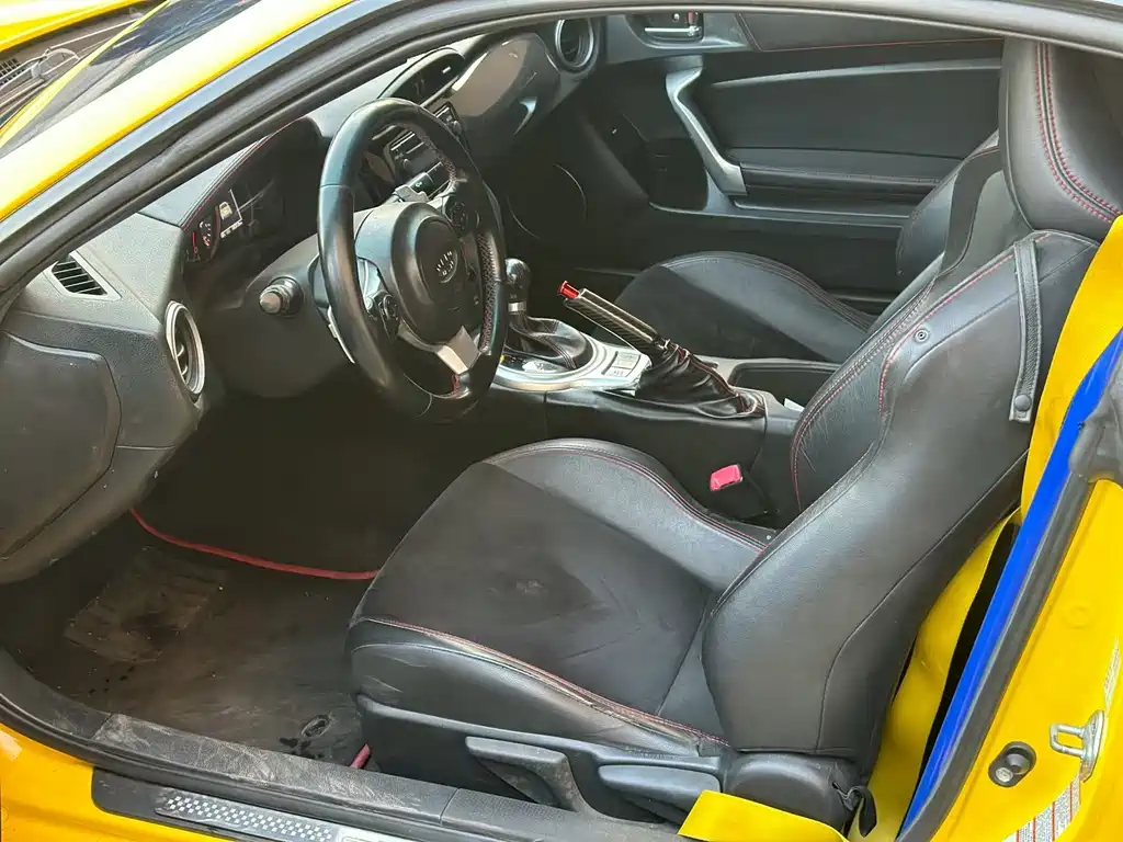Subaru BRZ 2017 — фото 13