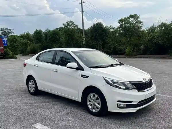 Kia K2 2015