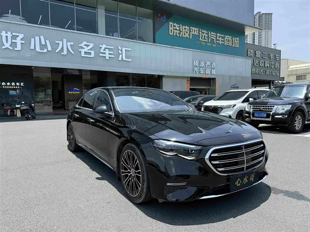 Mercedes-Benz E-Class 2025