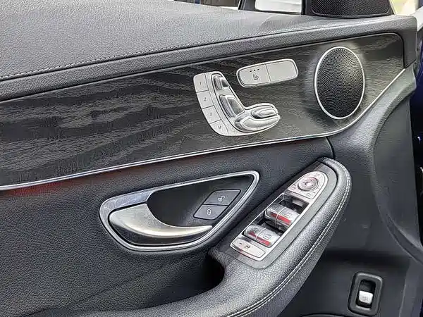 Mercedes-Benz C-Class 2021