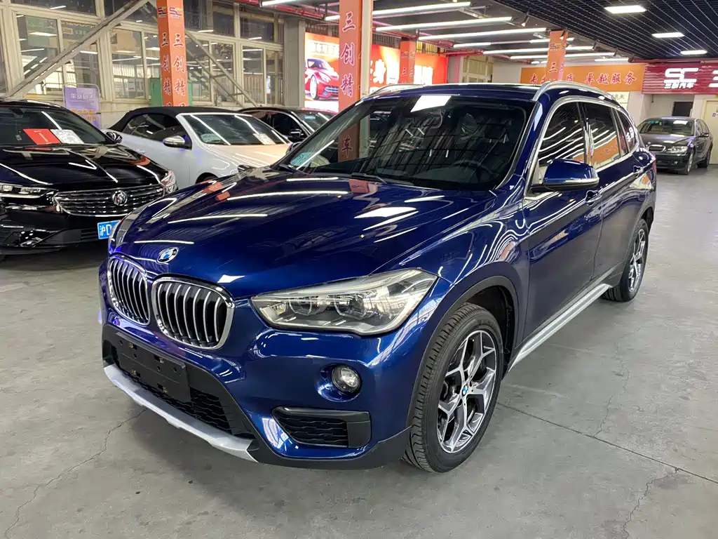 BMW X1 2019 — фото 1