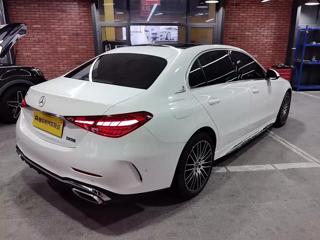 Mercedes-Benz C-Class 2023