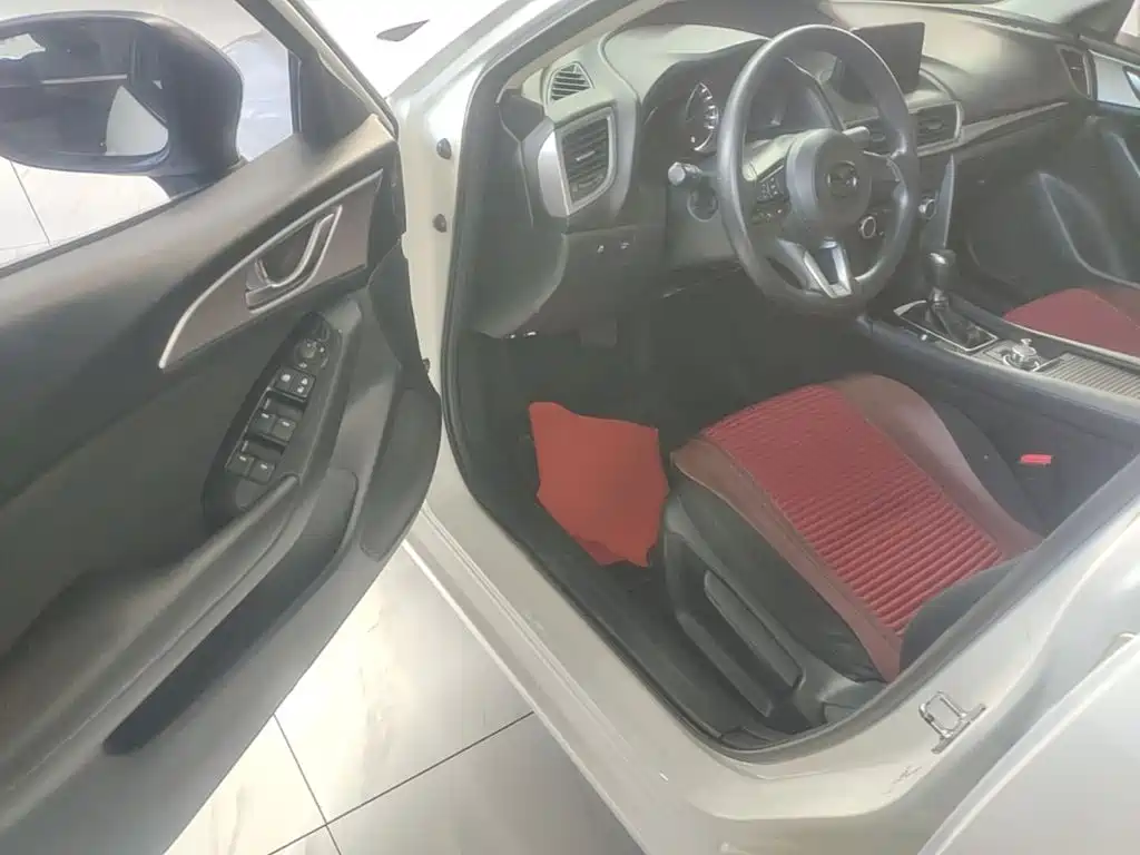 Mazda 3 Angkesela 2018 — фото 16