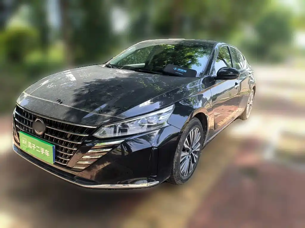 Nissan Teana 2024