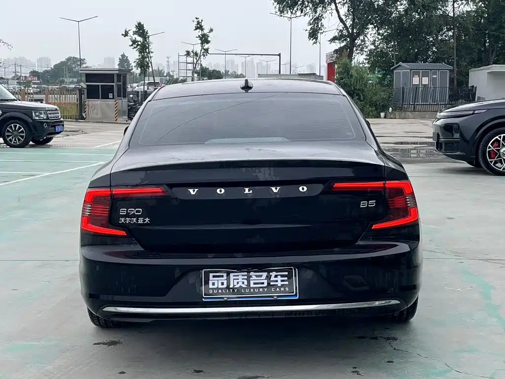 Volvo S90 2023 — фото 10