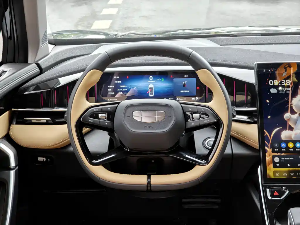 Geely Boyue L 2023 — фото 11
