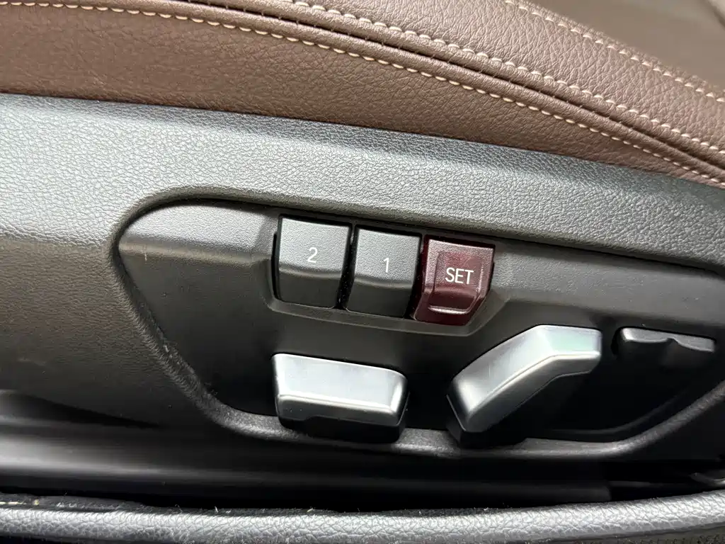 BMW 1 Series 2022 — фото 16