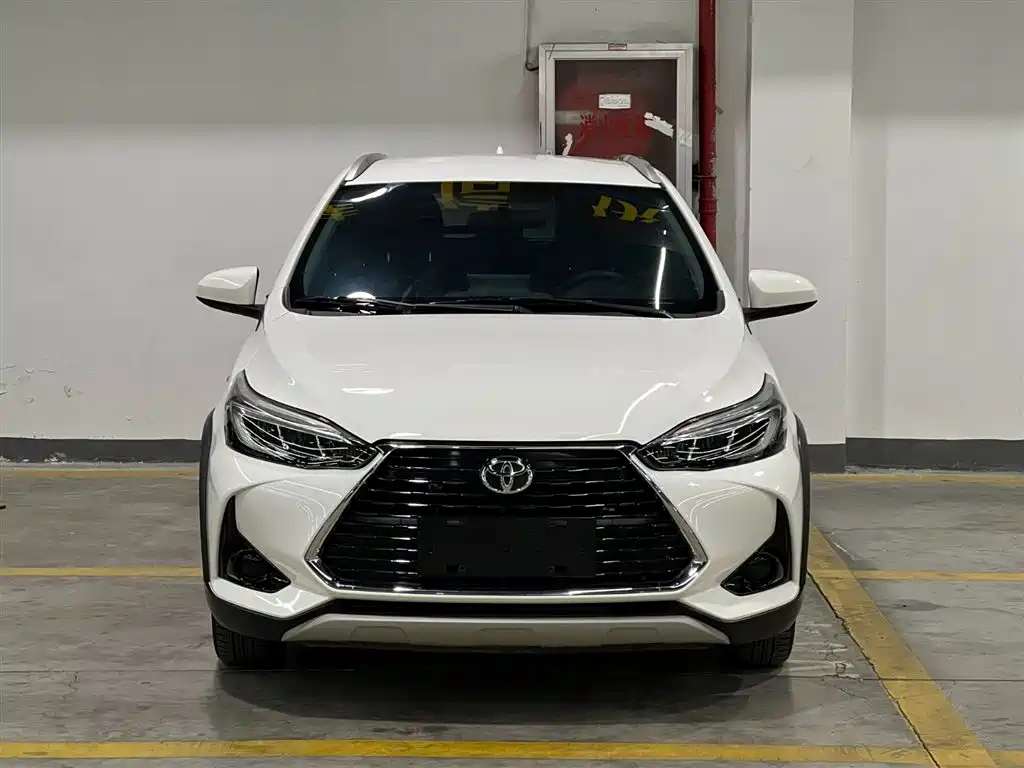 Toyota Yaris L 2021 — фото 2