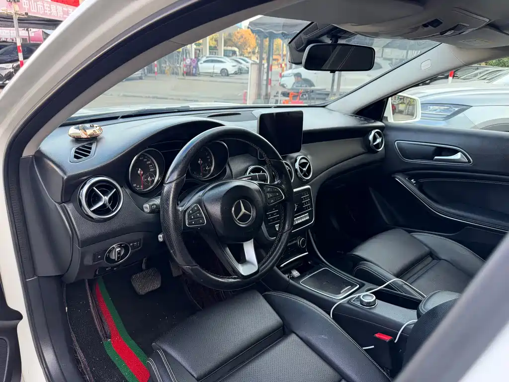 Mercedes-Benz GLA 2018 — фото 9
