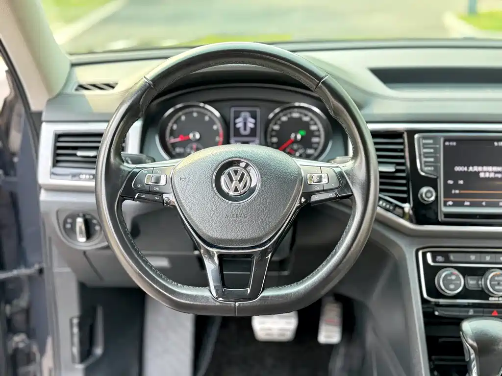 Volkswagen Teramont 2018 — фото 11