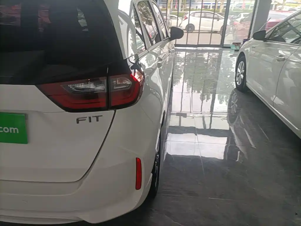 Honda Fit 2021 — фото 8
