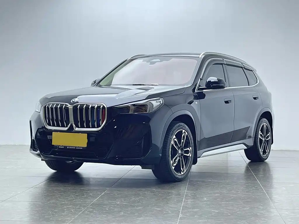BMW X1 2024 — фото 1