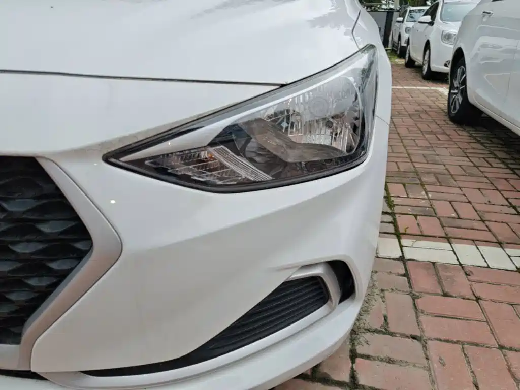 Hyundai Elantra 2021 — фото 24