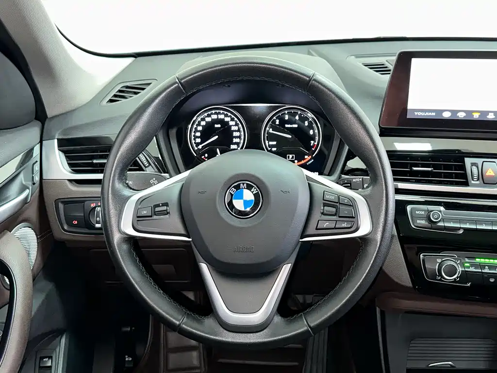 BMW X1 2020 — фото 17