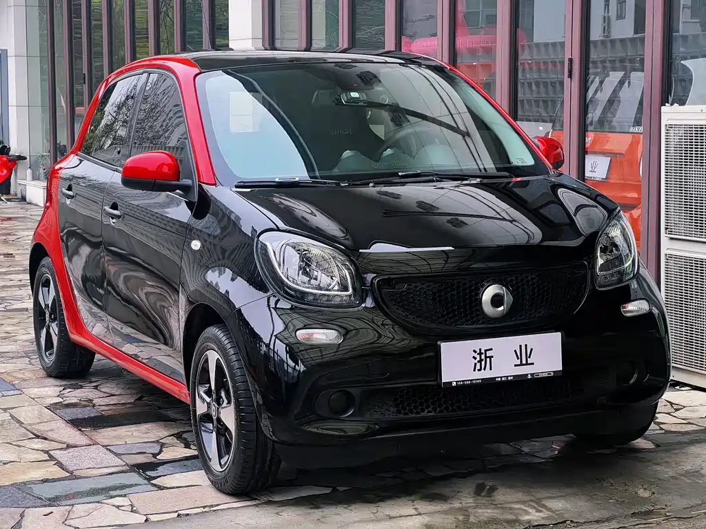 smart Forfour 2018 — фото 2