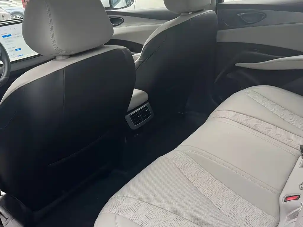 BYD Seal 06 DM-i Wagon 2025 — фото 3
