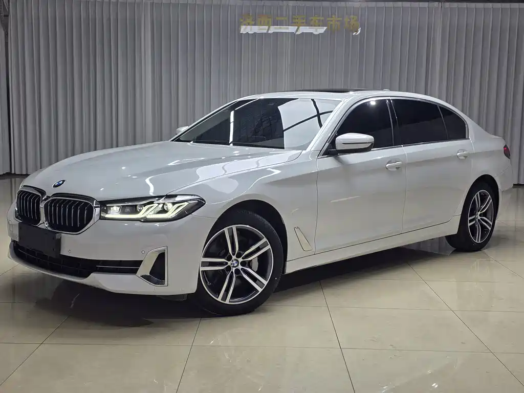 BMW 5 Series 2022