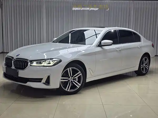 BMW 5 Series 2022