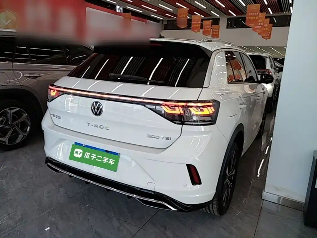 Volkswagen T-Roc 2024