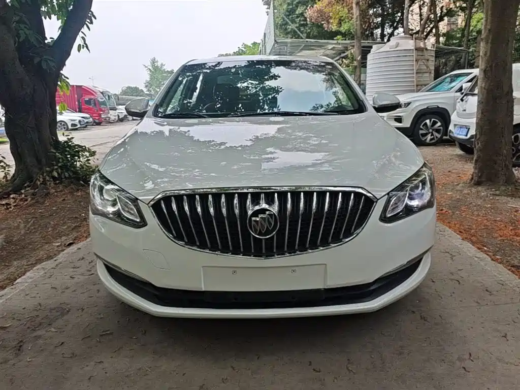Buick Excelle 2015 — фото 3