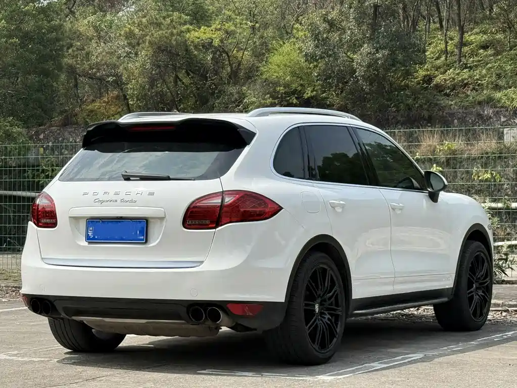 Porsche Cayenne 2013 — фото 5