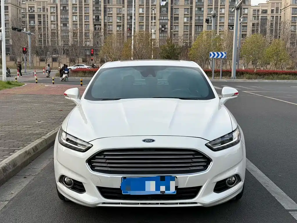 Ford Mondeo 2015 — фото 2