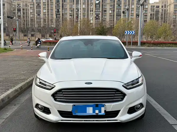 Ford Mondeo 2015